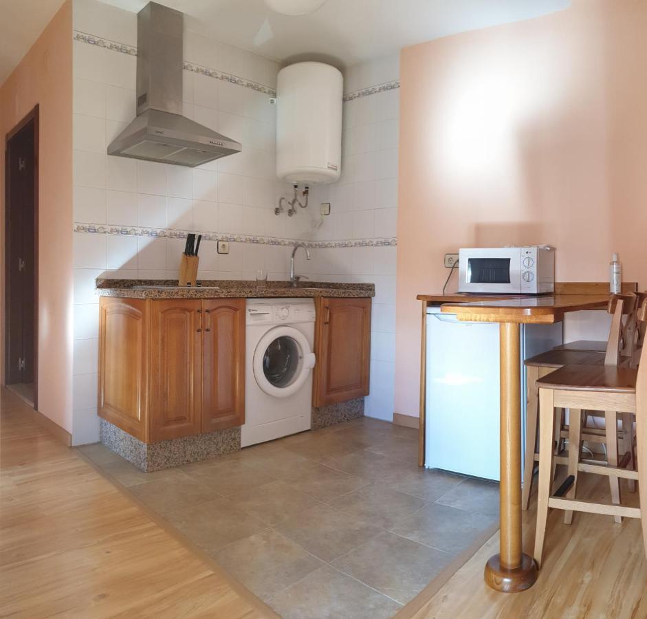 Apartamentos La Panerona Centro Тинео Екстериор снимка